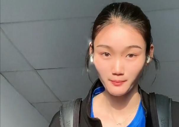 目前，阿劳霍的大门是关闭的，但如果有机会打开，拜仁将准备花大价钱买他。